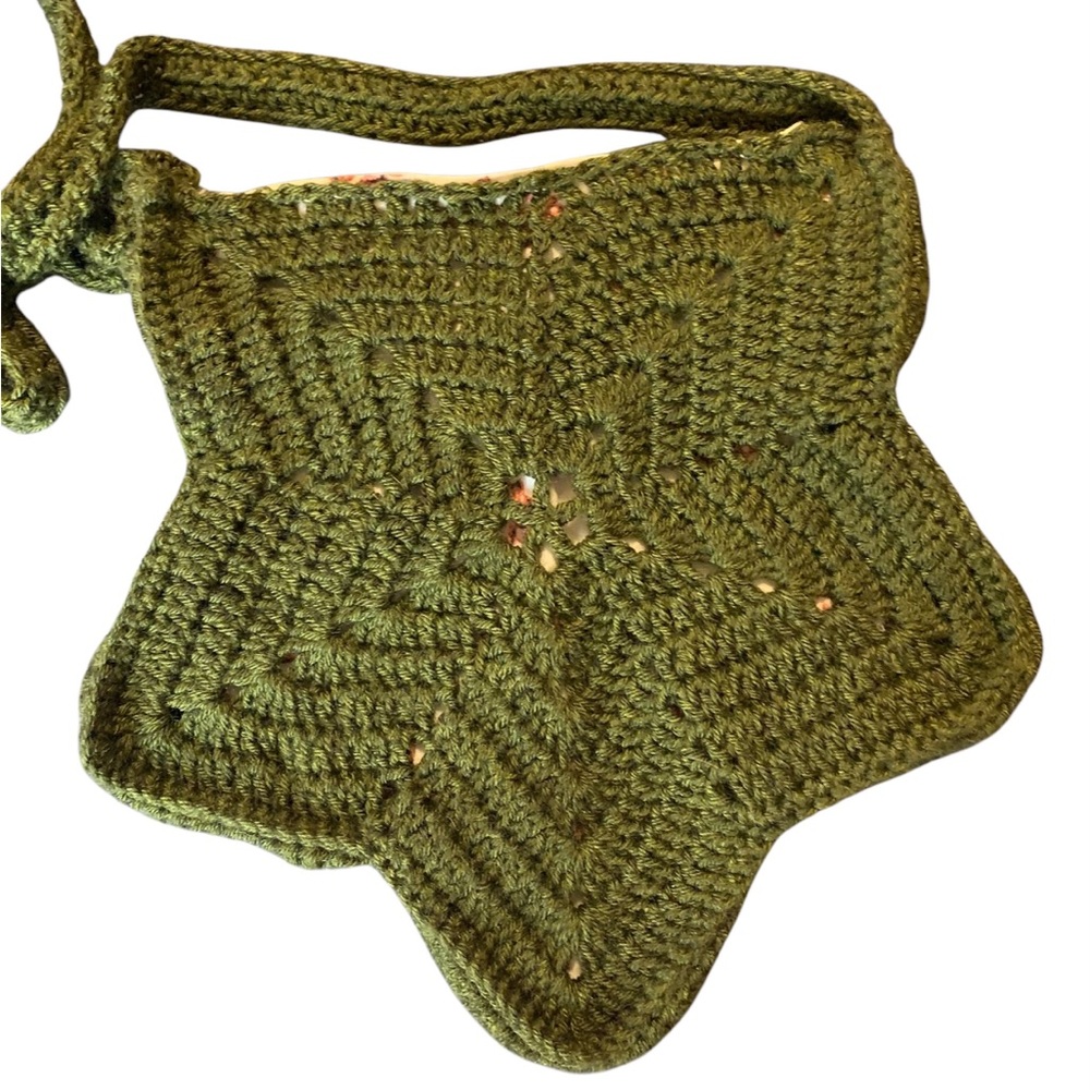 Green Star Shaped Crocheted Crossbody Bag - Picture 4 of 7